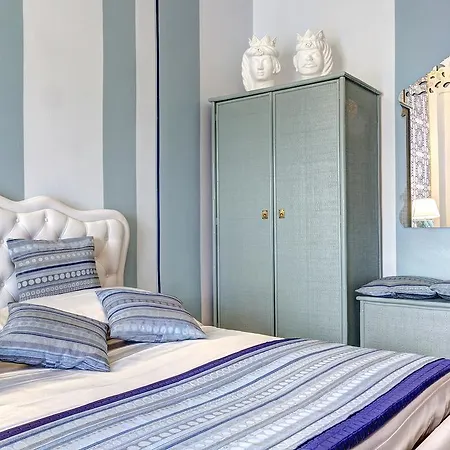 Suitehome Taormina * Giardini Naxos
