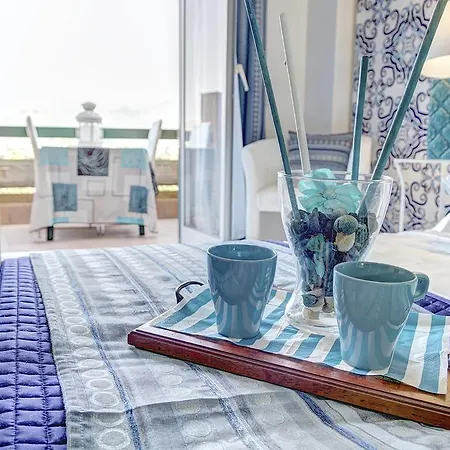 Suitehome Taormina Apartment Giardini Naxos