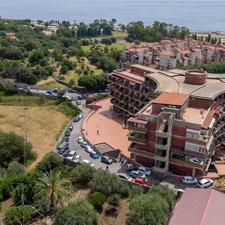 Suitehome Taormina Giardini Naxos