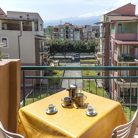 Suitehome Taormina Apartment Giardini Naxos