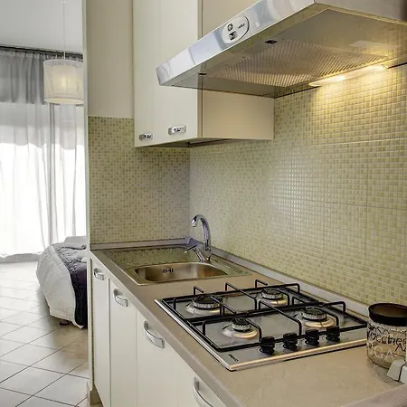 Suitehome Taormina Apartment Giardini Naxos